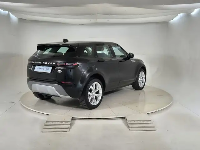 Land Rover Range Rover Evoque view 2