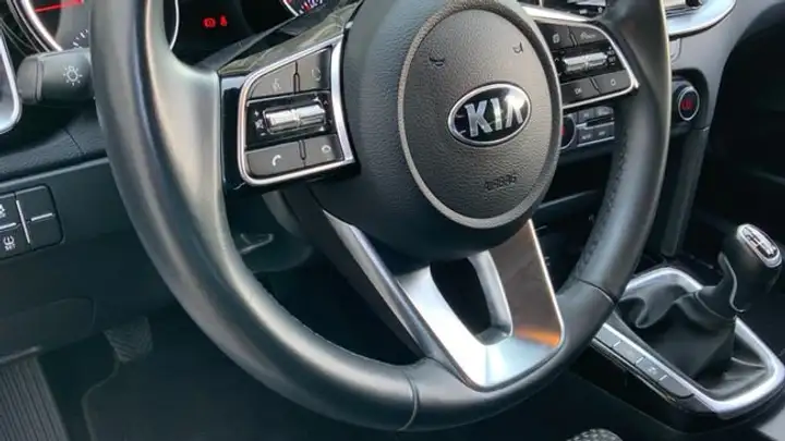 Kia cee'd 5p 1.0 T-GDi Concept 2021, foto 14