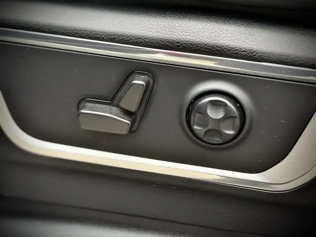 Dodge RAM Quad Cab Laramie Night Ansicht 18