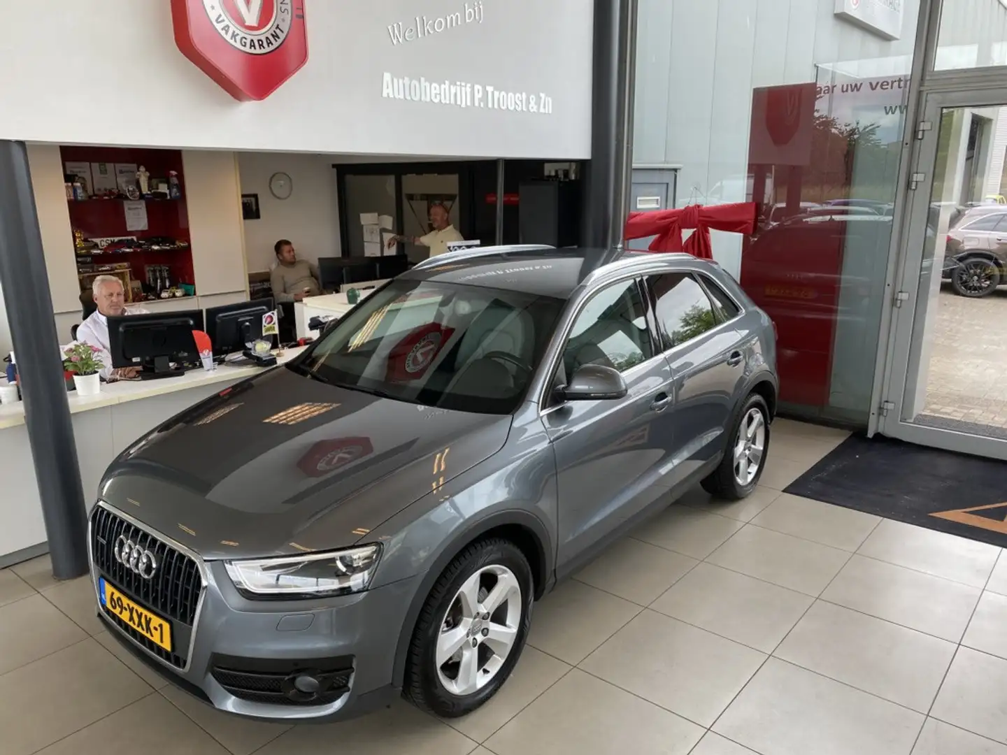 Audi Q3 2.0 TFSI quattro Pro Line,NL Auto,211 Pk,Automaat, Grijs - 2