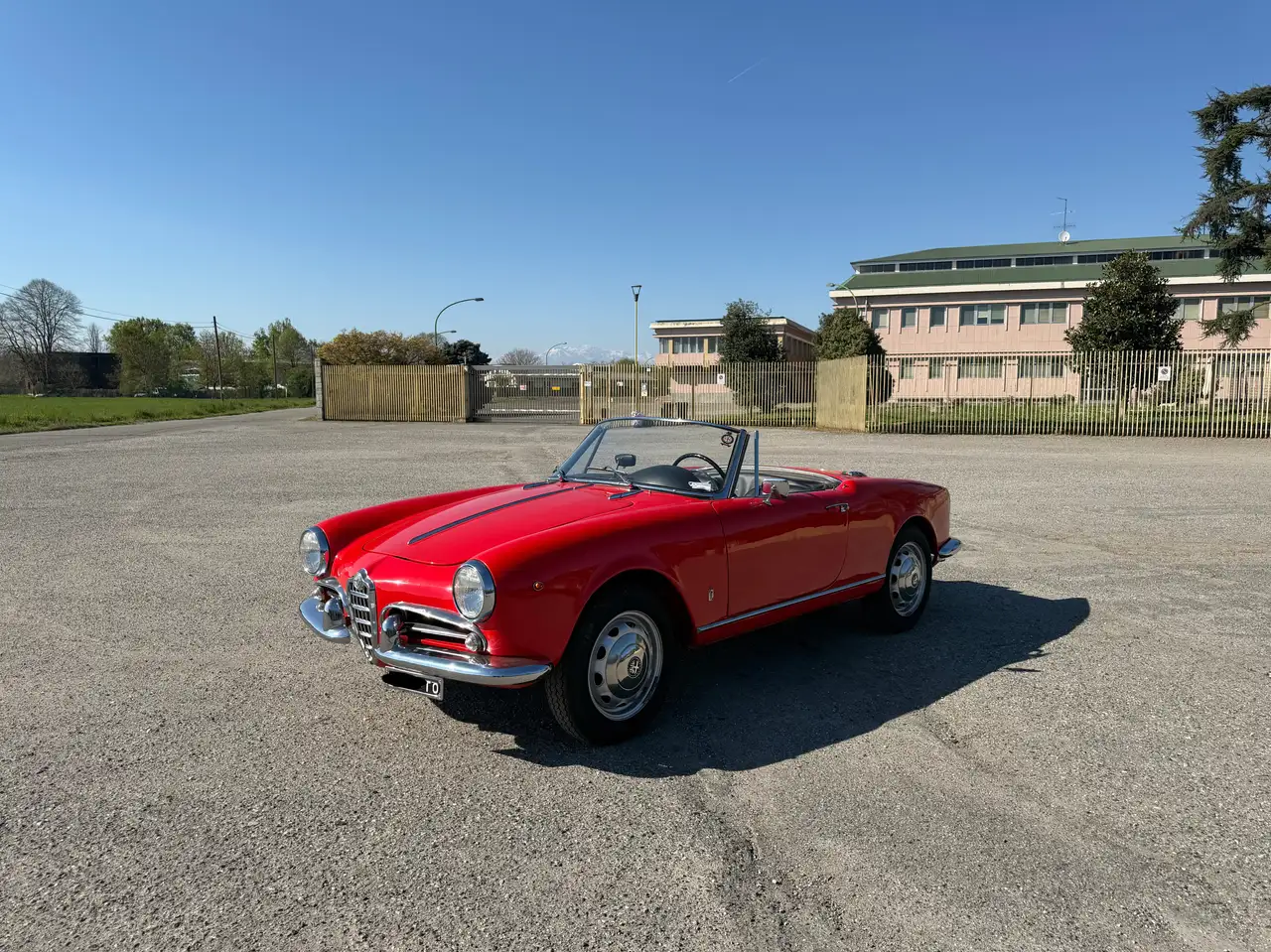 Alfa Romeo Giulietta Spider 1300, foto 3