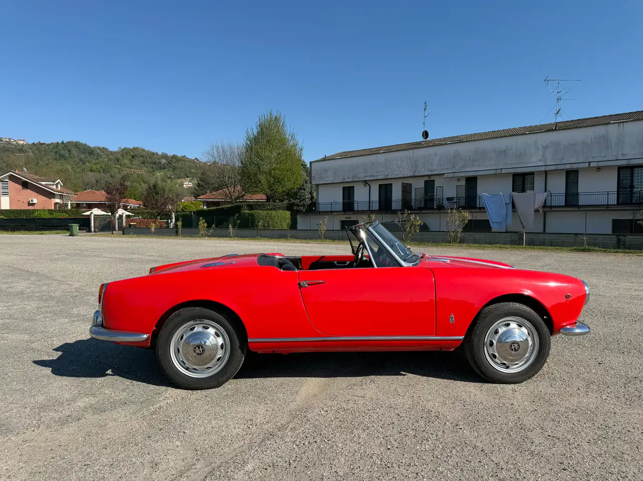 Alfa Romeo Giulietta Spider 1300, foto 4