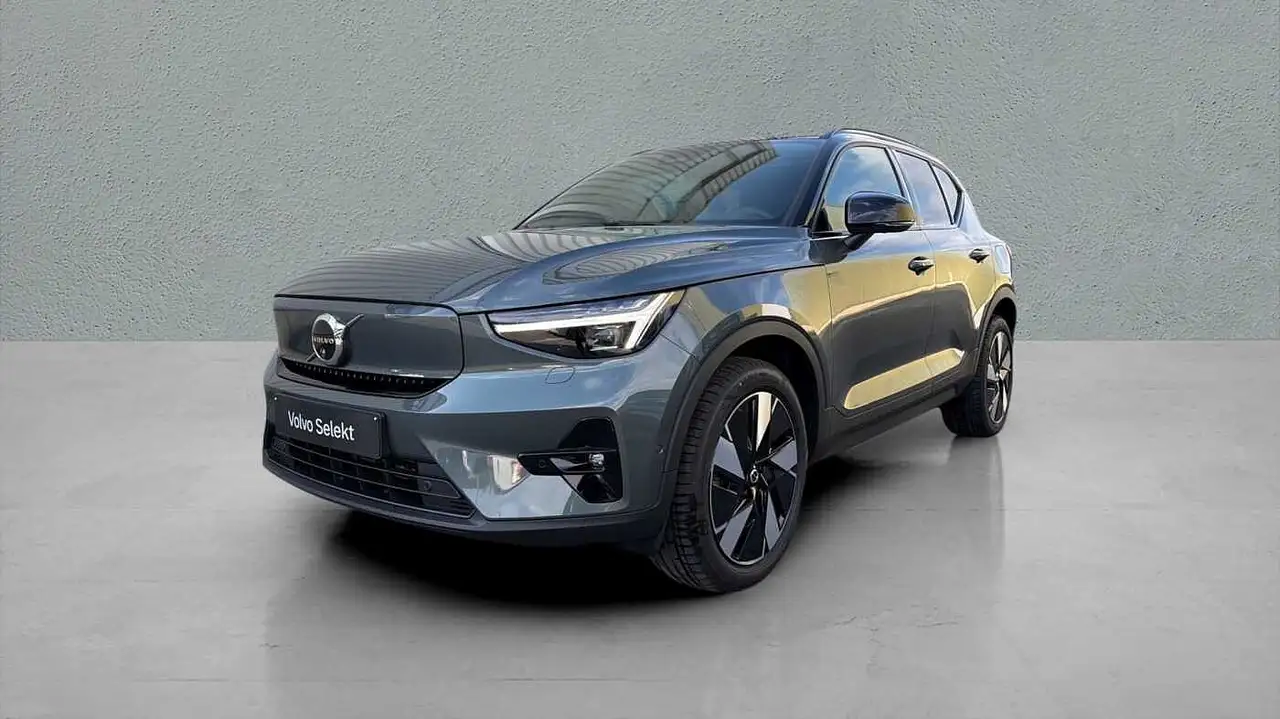 Volvo EX40