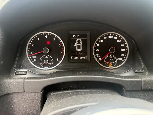 Volkswagen Tiguan view 8