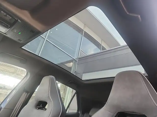 Volkswagen ID.3 view 9