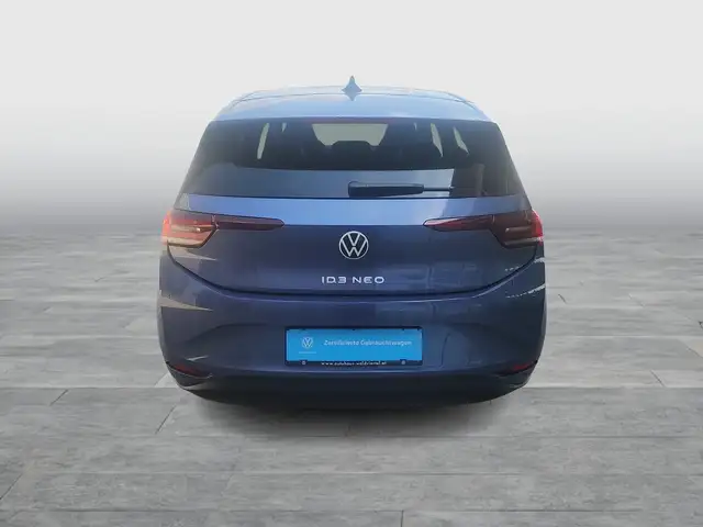 Volkswagen ID.3 view 5