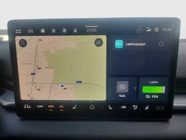 Volkswagen ID.3 view 13