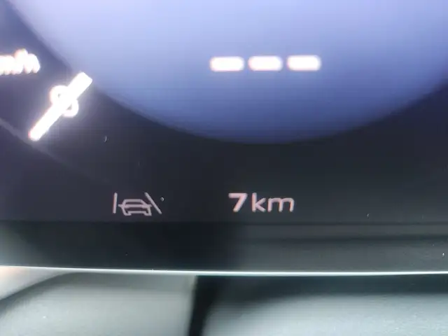 Volkswagen ID.3 view 12