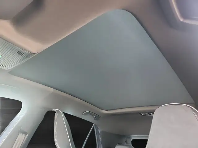 Volkswagen ID.3 view 10