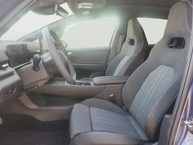Volkswagen ID.3 view 8
