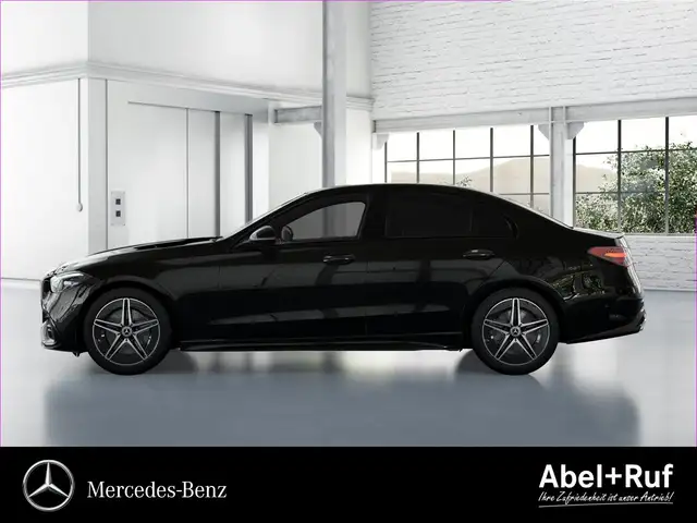 Mercedes-Benz C-Class view 3
