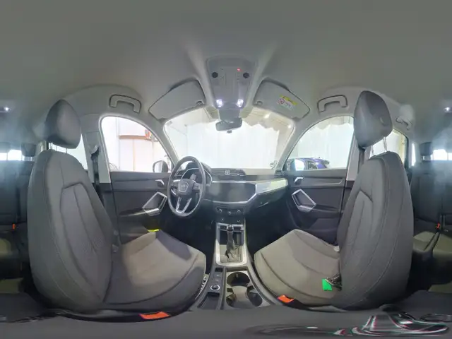 Audi Q3 view 6