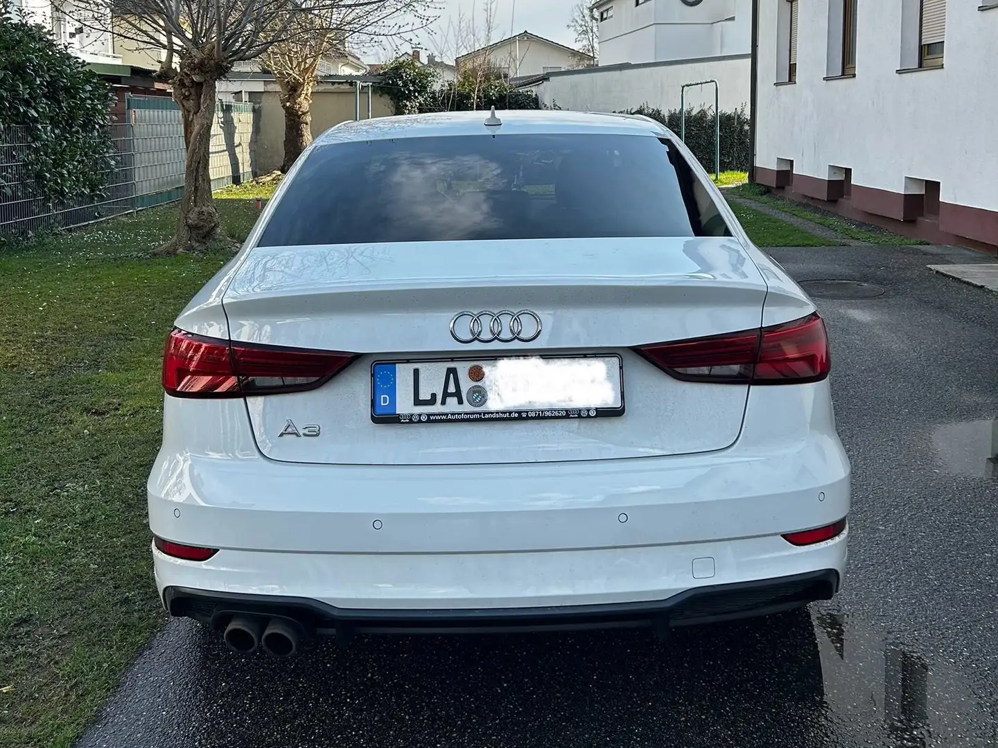 Audi A3 A3 1.4 TFSI cylinder on demand ultra Limousine Str Weiß - 2