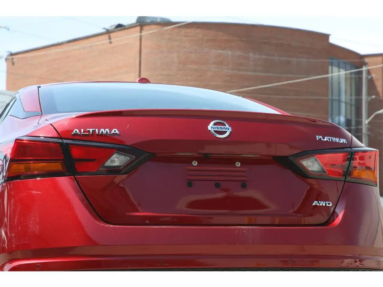 Nissan Altima снимка Nissan Altima