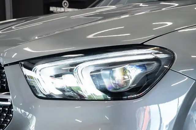 Mercedes-Benz GLE view 4