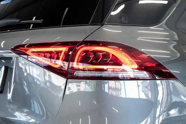Mercedes-Benz GLE view 8