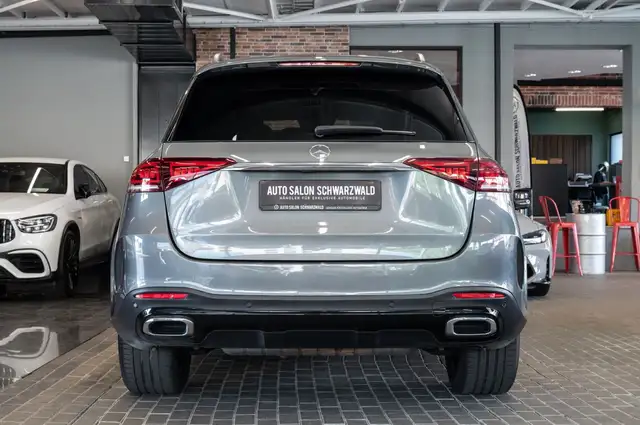 Mercedes-Benz GLE view 9