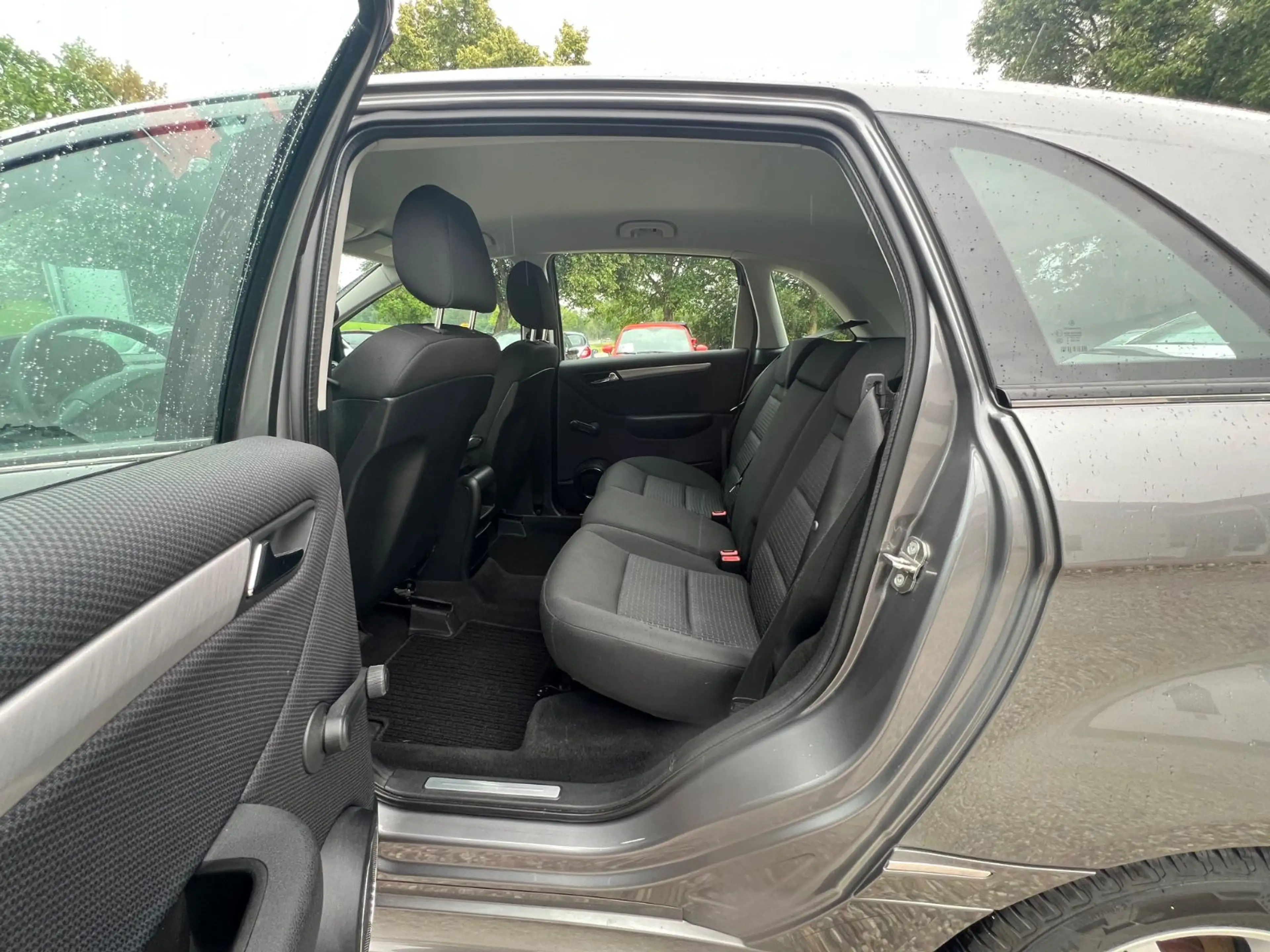 Mercedes-Benz B 160 PDC Klima SHZ EURO5 — photo 7