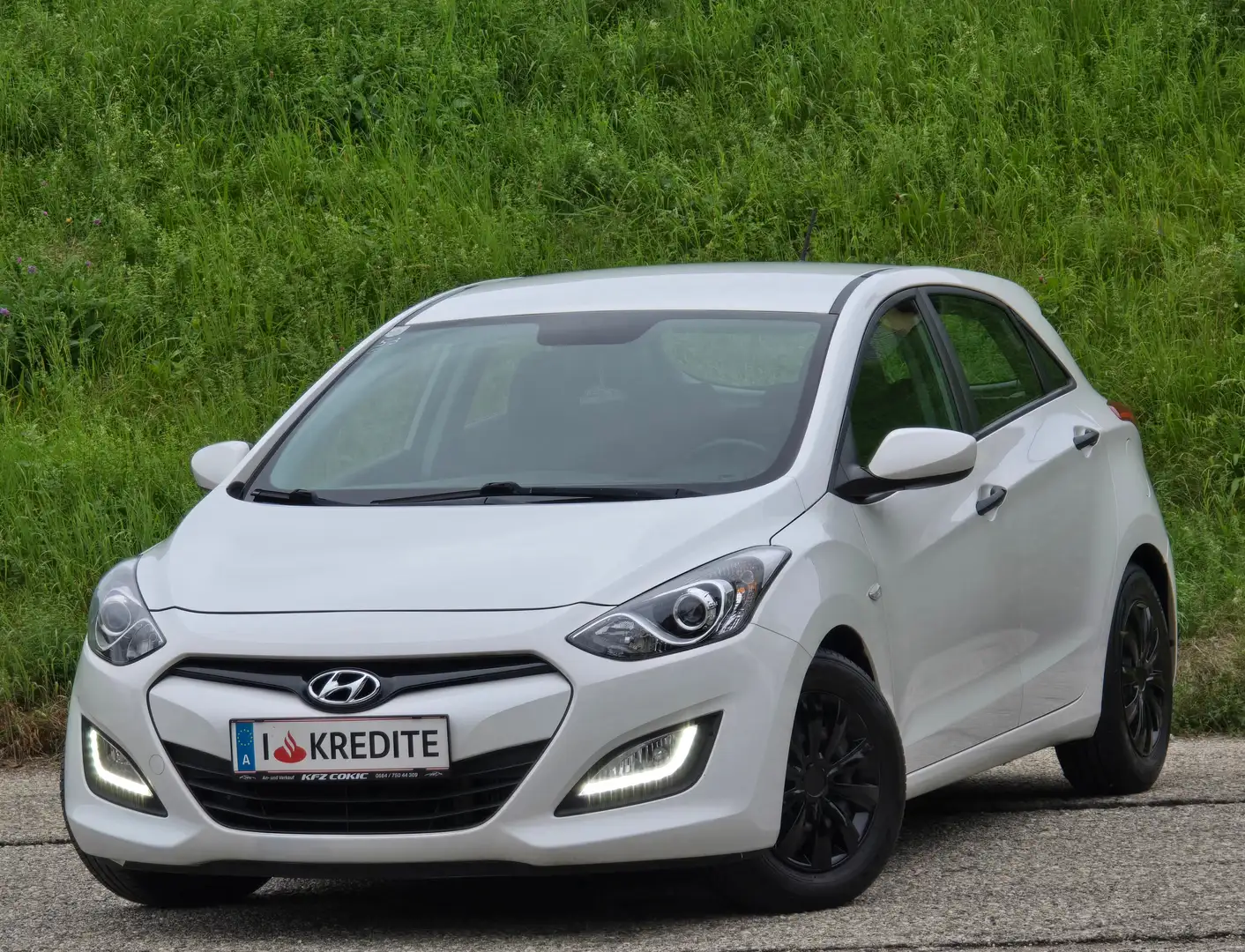 Hyundai i30 Classic Top* Kredit* Klima* Gepflegter Zustand Weiß - 1