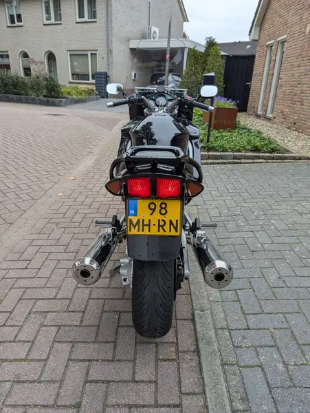 Yamaha FJR 1300 - foto 4