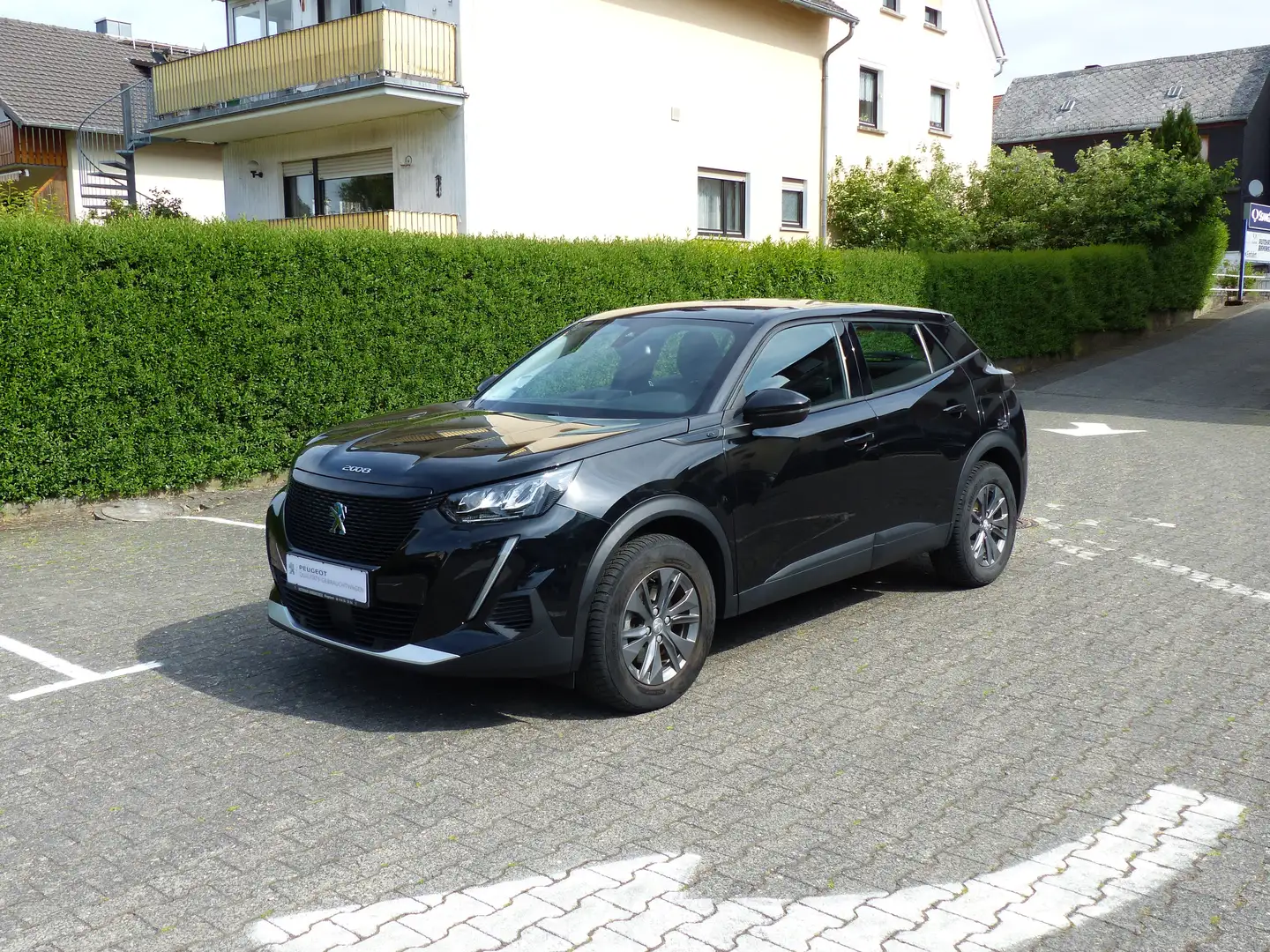 Peugeot e-2008 2008 Elektro Active Pack Noir - 1