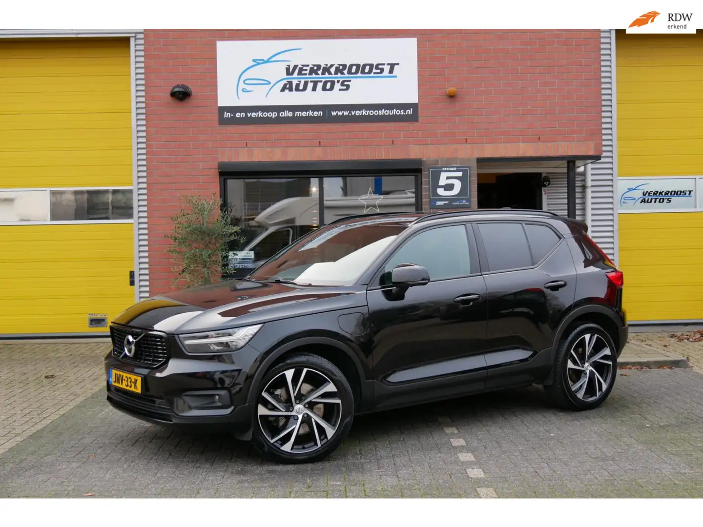 Volvo XC40 1.5 T5 Recharge R-Design.pano.leder.stuurverw.led. Noir - 1