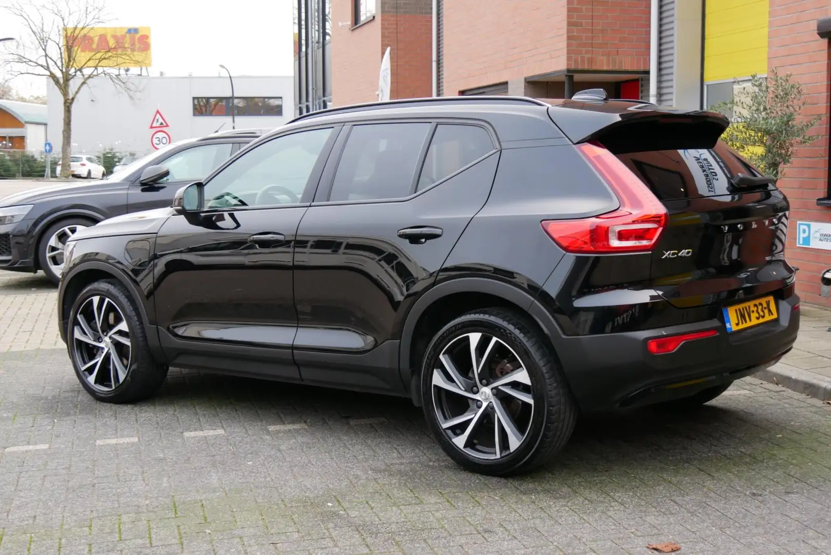 Volvo XC40 1.5 T5 Recharge R-Design.pano.leder.stuurverw.led. Noir - 2