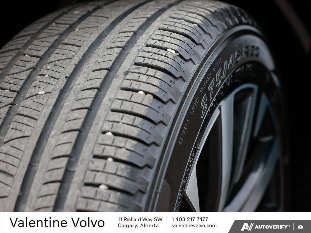 2026 Volvo XC90 Core Bright Theme thumb 7