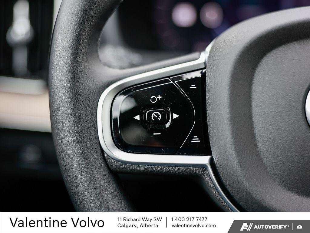 2026 Volvo XC90 Core Bright Theme thumb 17