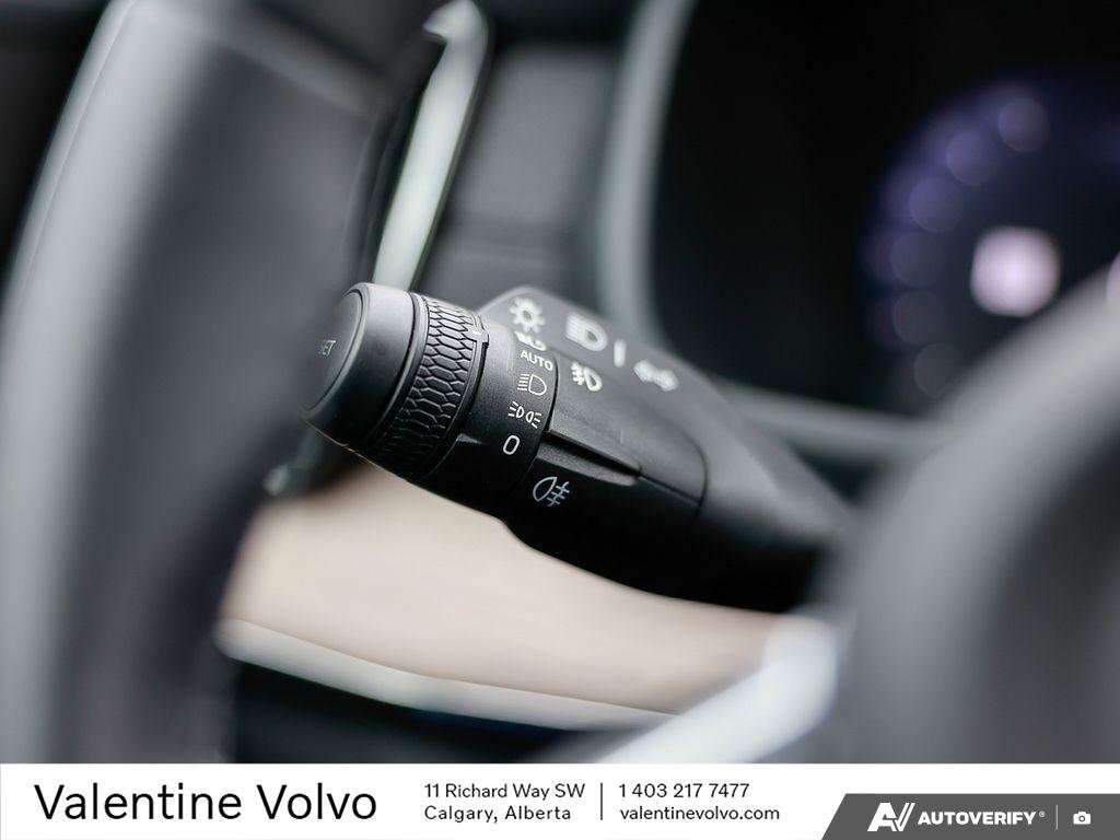 2026 Volvo XC90 Core Bright Theme thumb 16