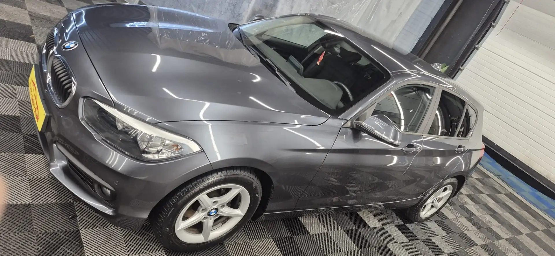 BMW 116 i Sport Line bj. 2018 97000km Euro 6 - 1