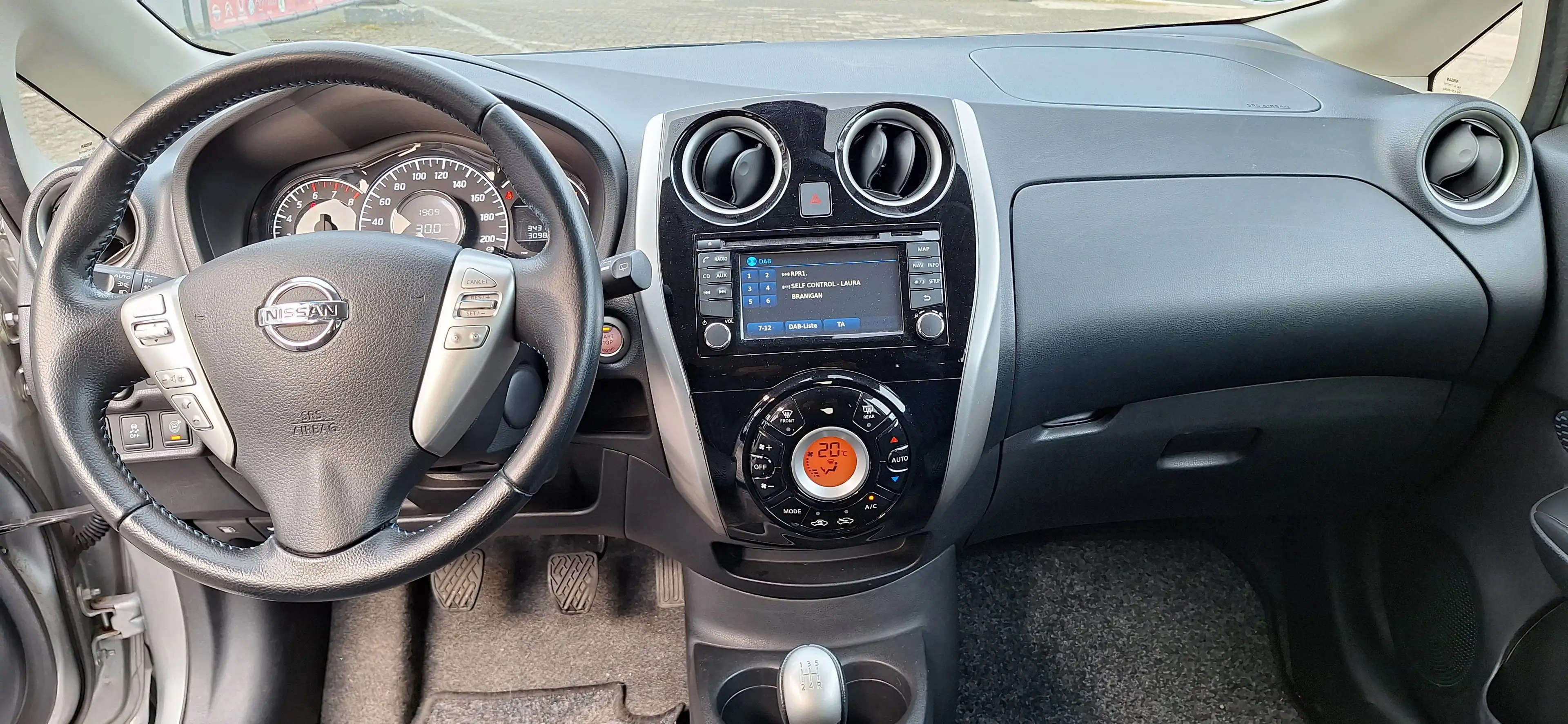 Nissan Note Note 1.2 n-tec Navi Klima Sitzh S u W Räder — photo 9