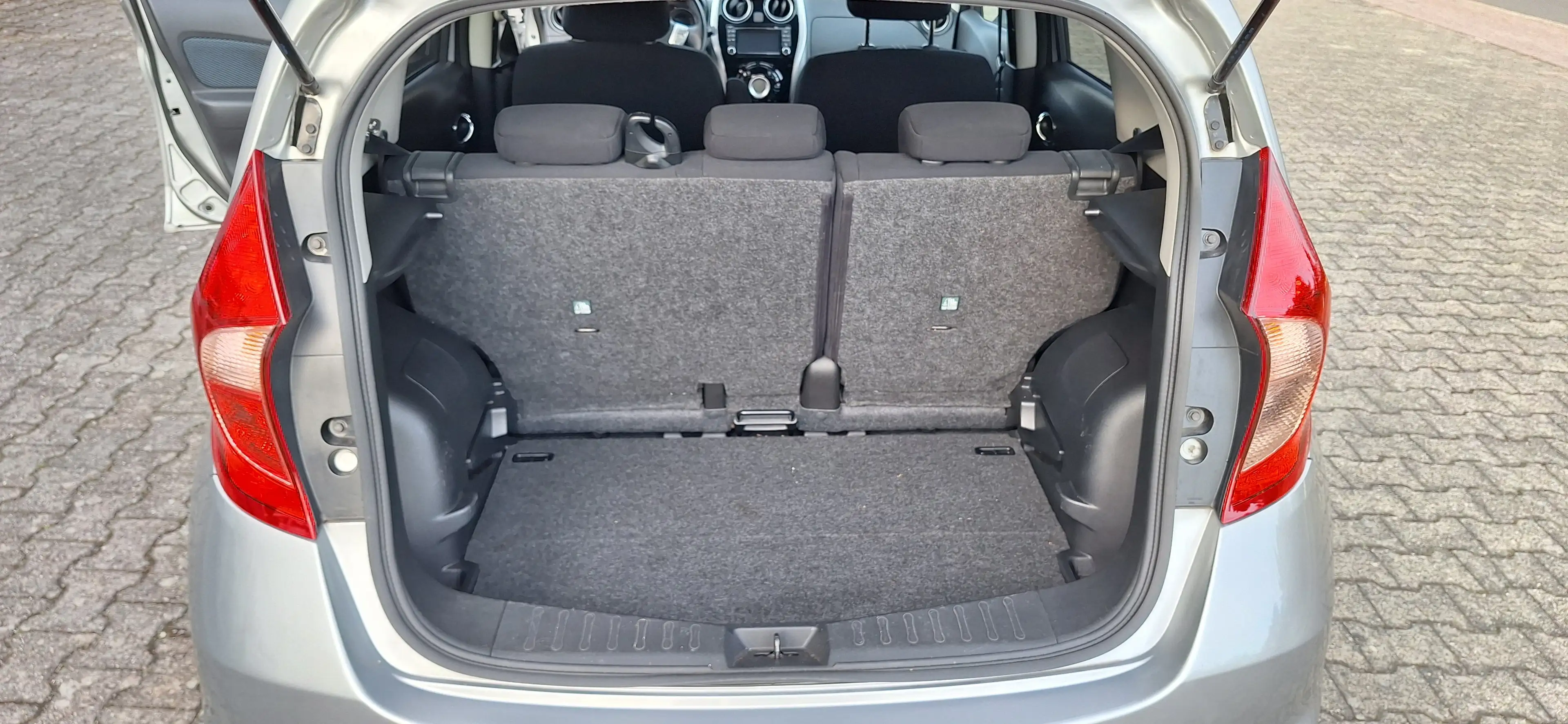 Nissan Note Note 1.2 n-tec Navi Klima Sitzh S u W Räder — photo 12