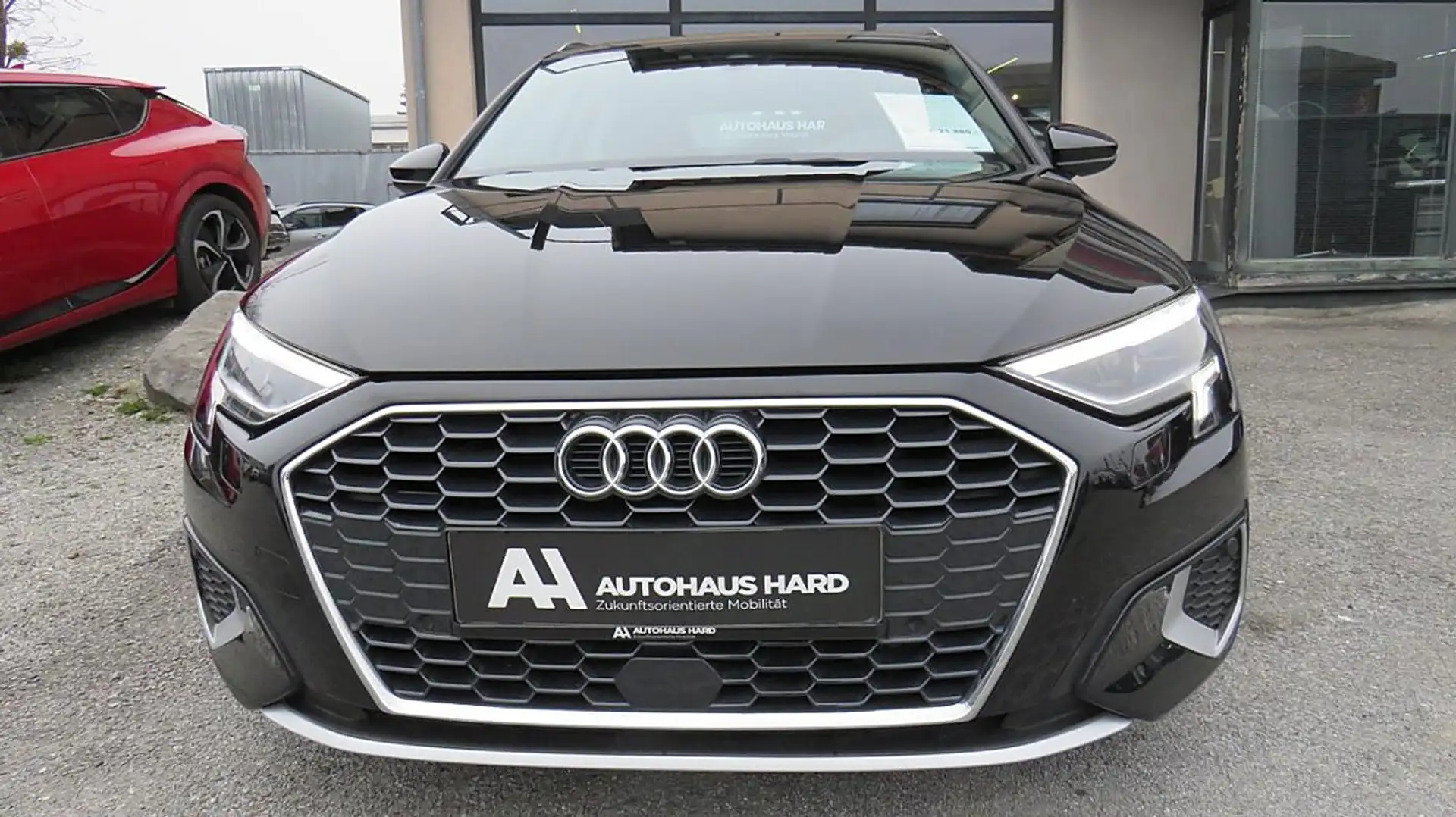 Audi A3 SB 40 TFSI e advanced S-tronic PlugIn Hybrid Schwarz - 2