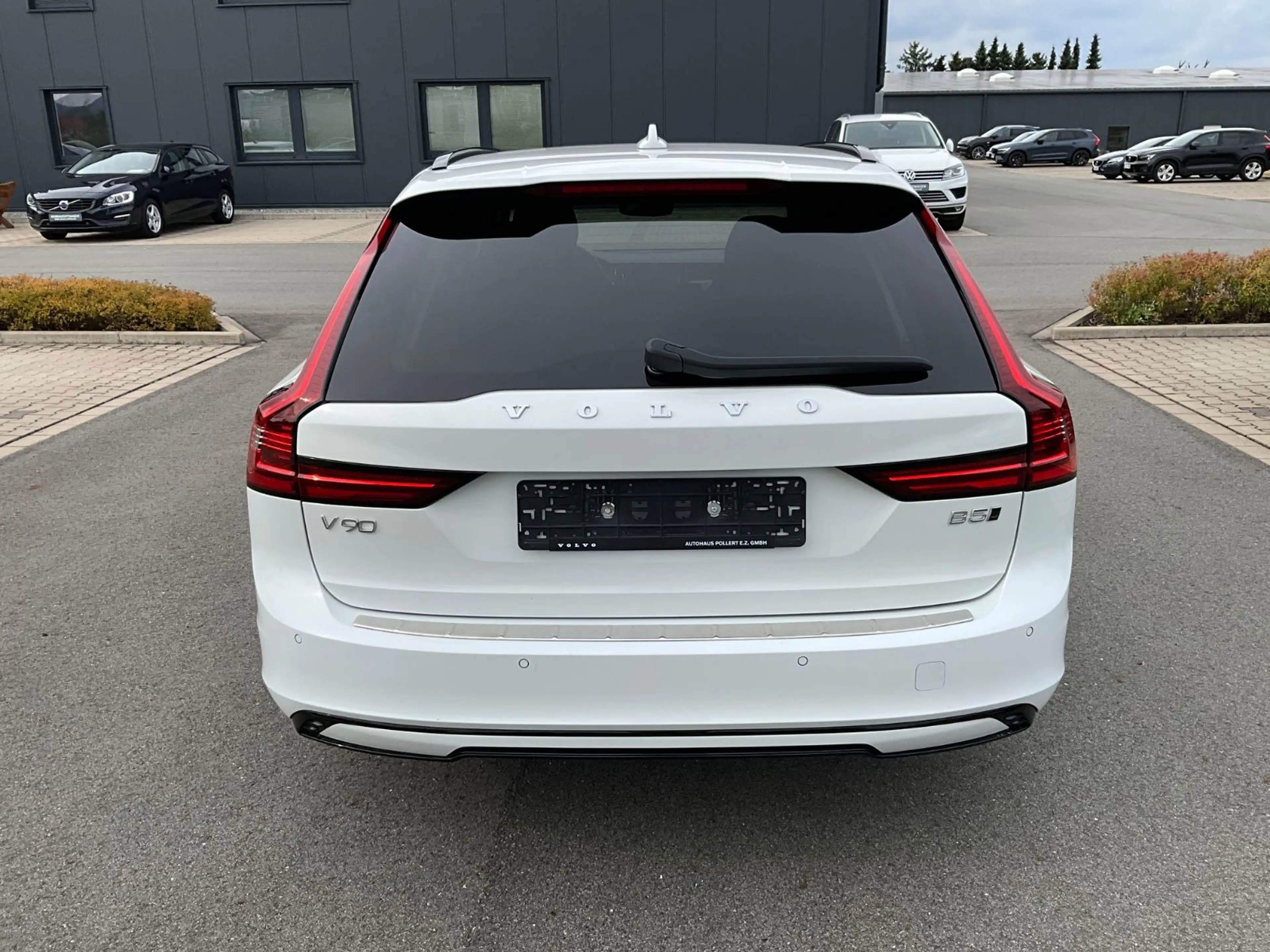 Volvo V90 B5 Kombi Ultimate Dark AWD — photo 5