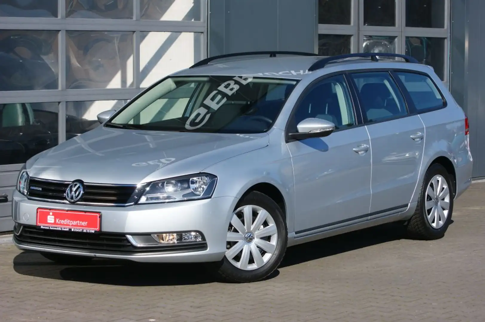 Volkswagen Passat Variant Variant 1.6 TDI BlueMotion Plateado - 1