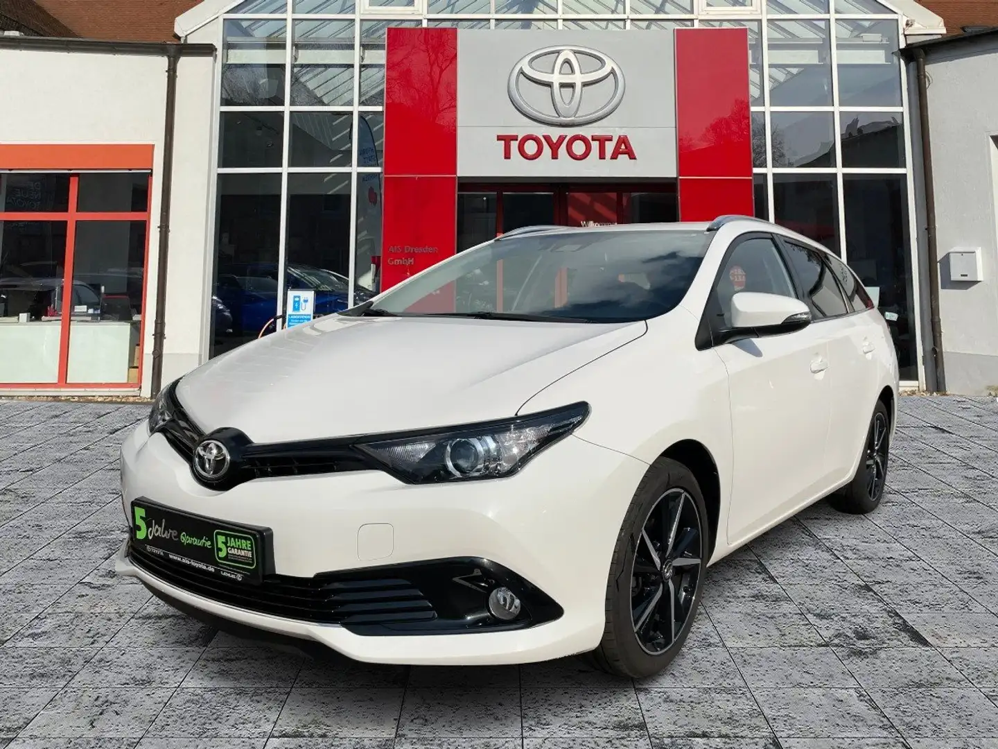 Toyota Auris Touring Sports 1.2 Turbo Team D KAM*DAB*SHZ Blanc - 1