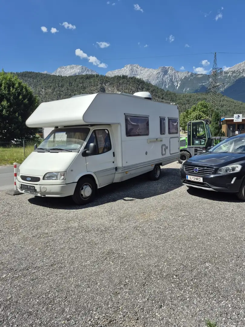 Ford Transit - 1