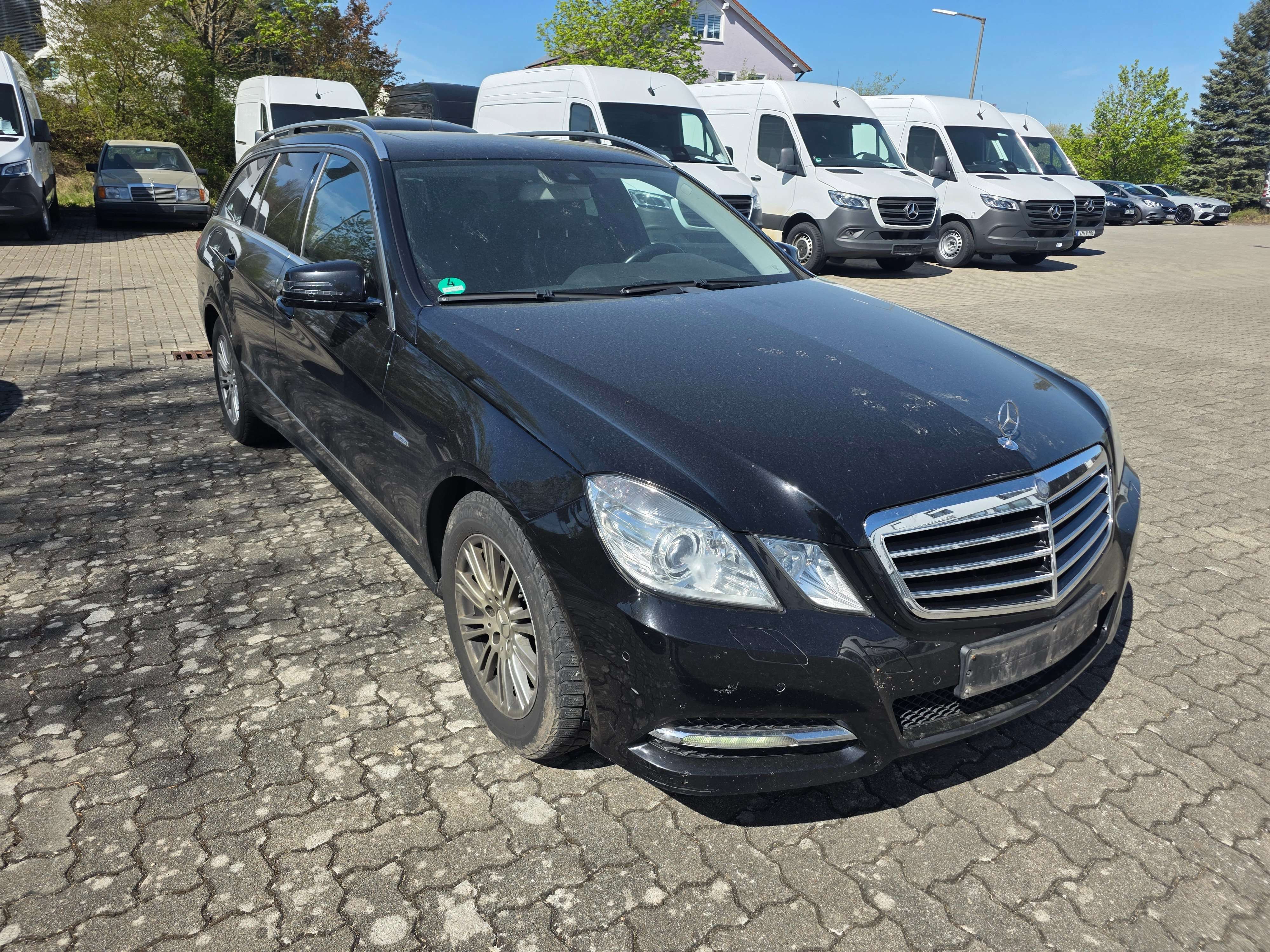 Second hand Mercedes Benz E-Class 220