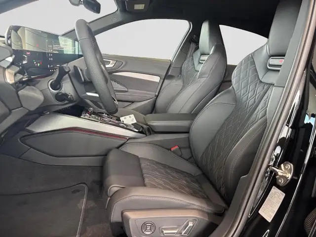 Audi A5 view 4