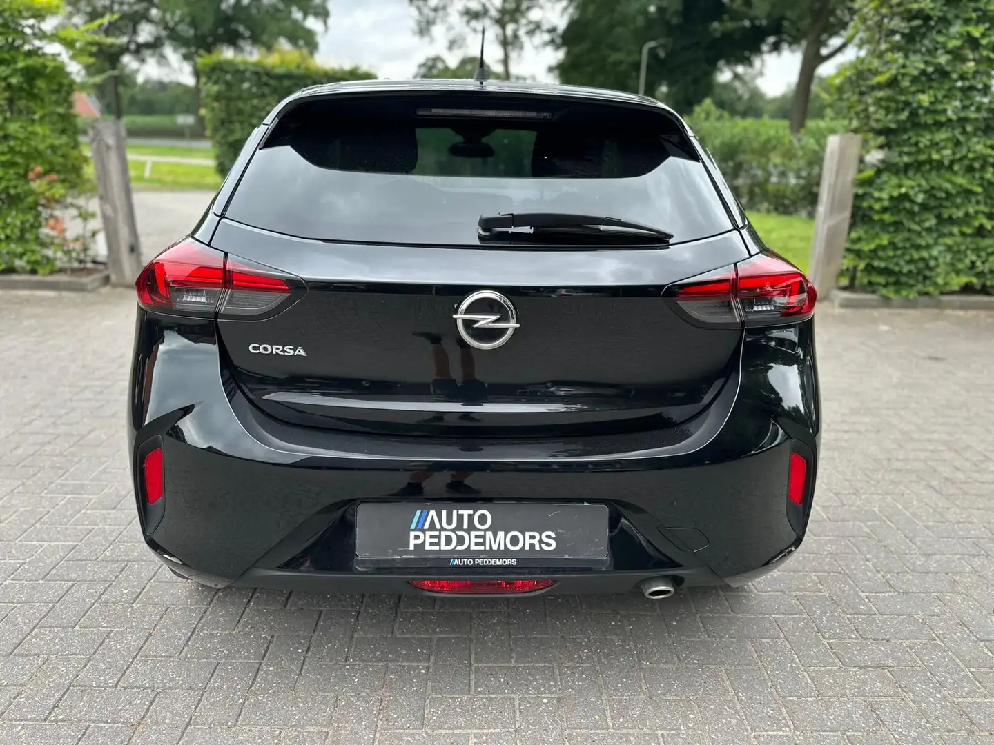 Opel Corsa 1.2 GS Line | LED | Carplay| Climate| Cruise - 2