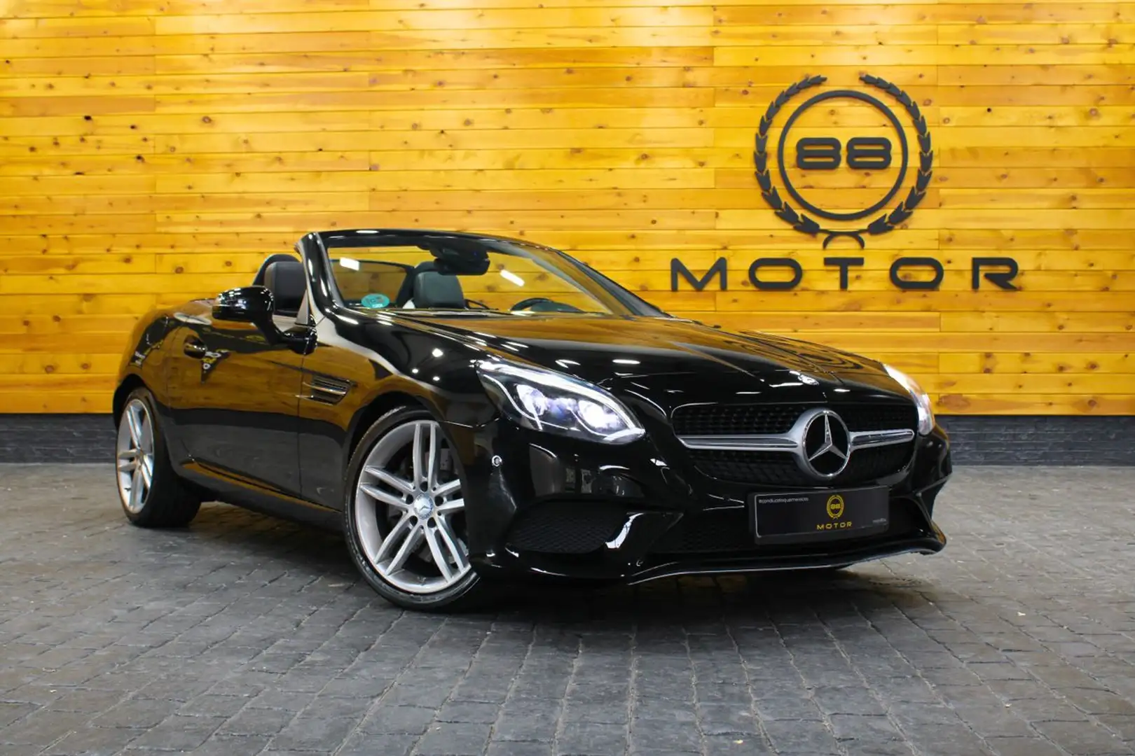 Mercedes-Benz SLC 200 250d Aut. Zwart - 1