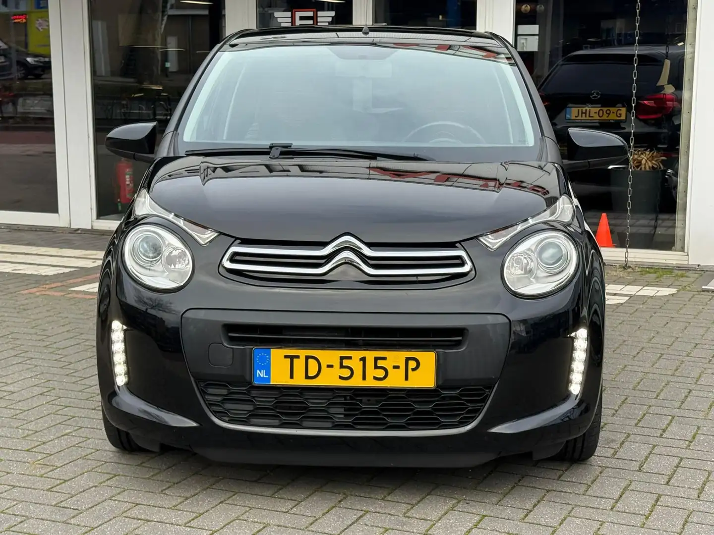 Citroen C1 1.0 e-VTi Feel - 5 Deurs - Airco Zwart - 2