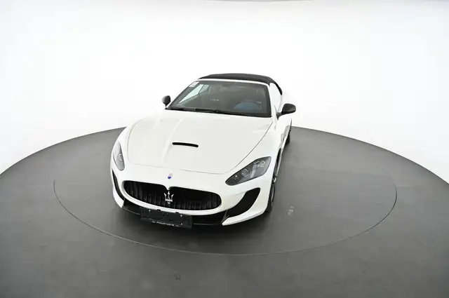Maserati Grancabrio view 23