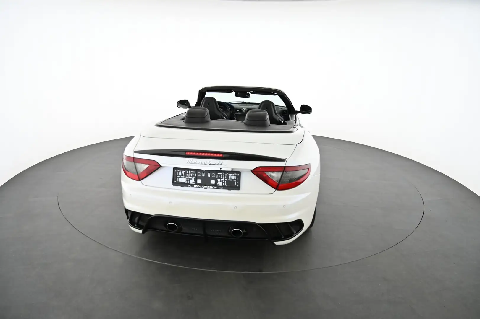 Maserati GranCabrio GranTurismo MC Stradale EXP € 98.480,- Weiß - 2