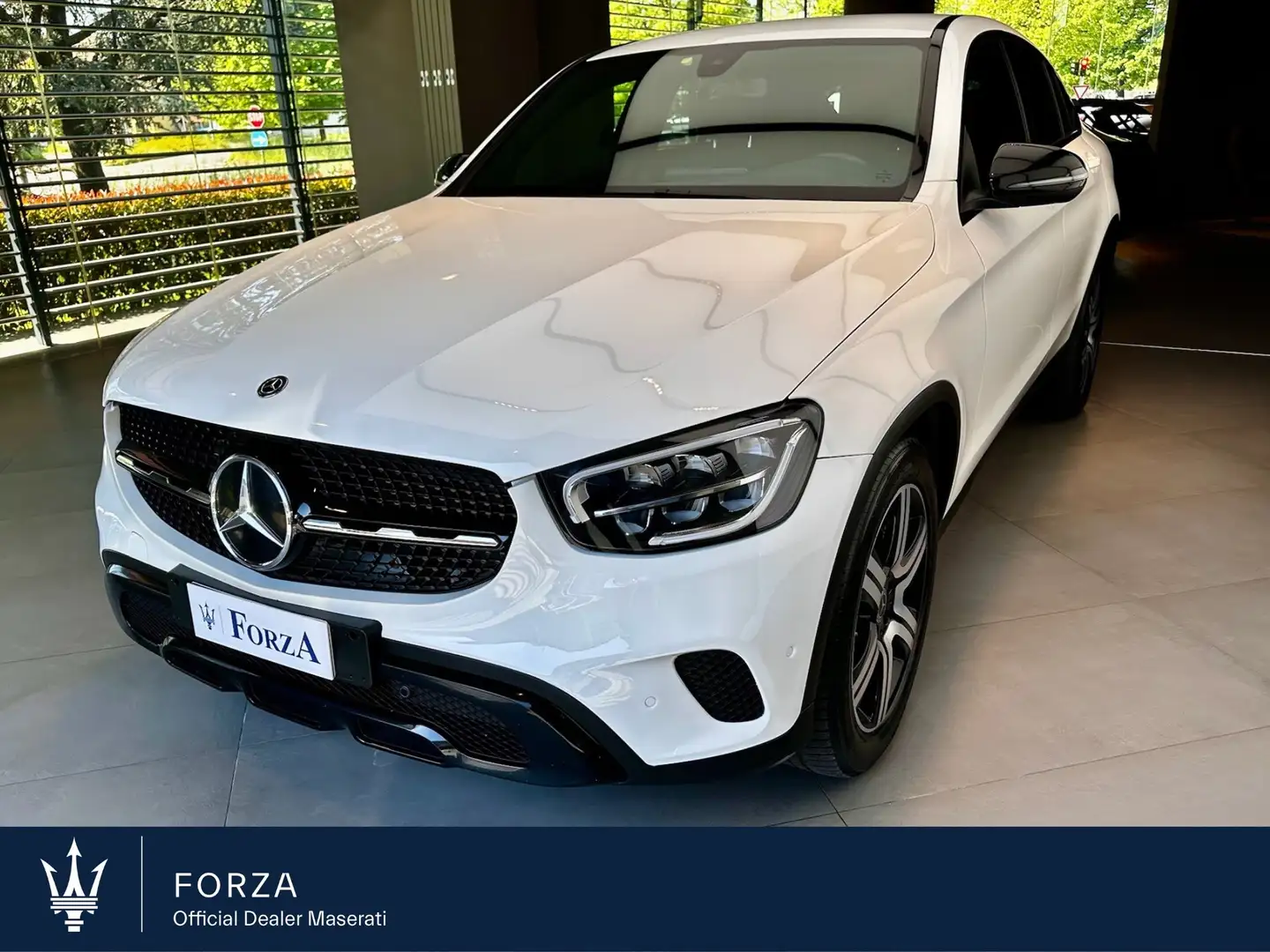 Mercedes-Benz GLC 300 d Sport 4matic auto Coupè Wit - 1