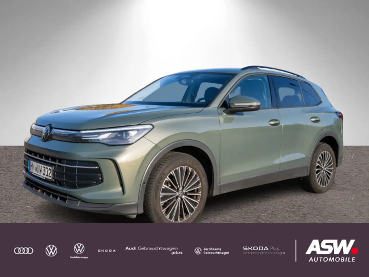 Volkswagen Tiguan Life 4M 2.0 TDI DSG LED NAVI ACC RFK AHK Grün - 1