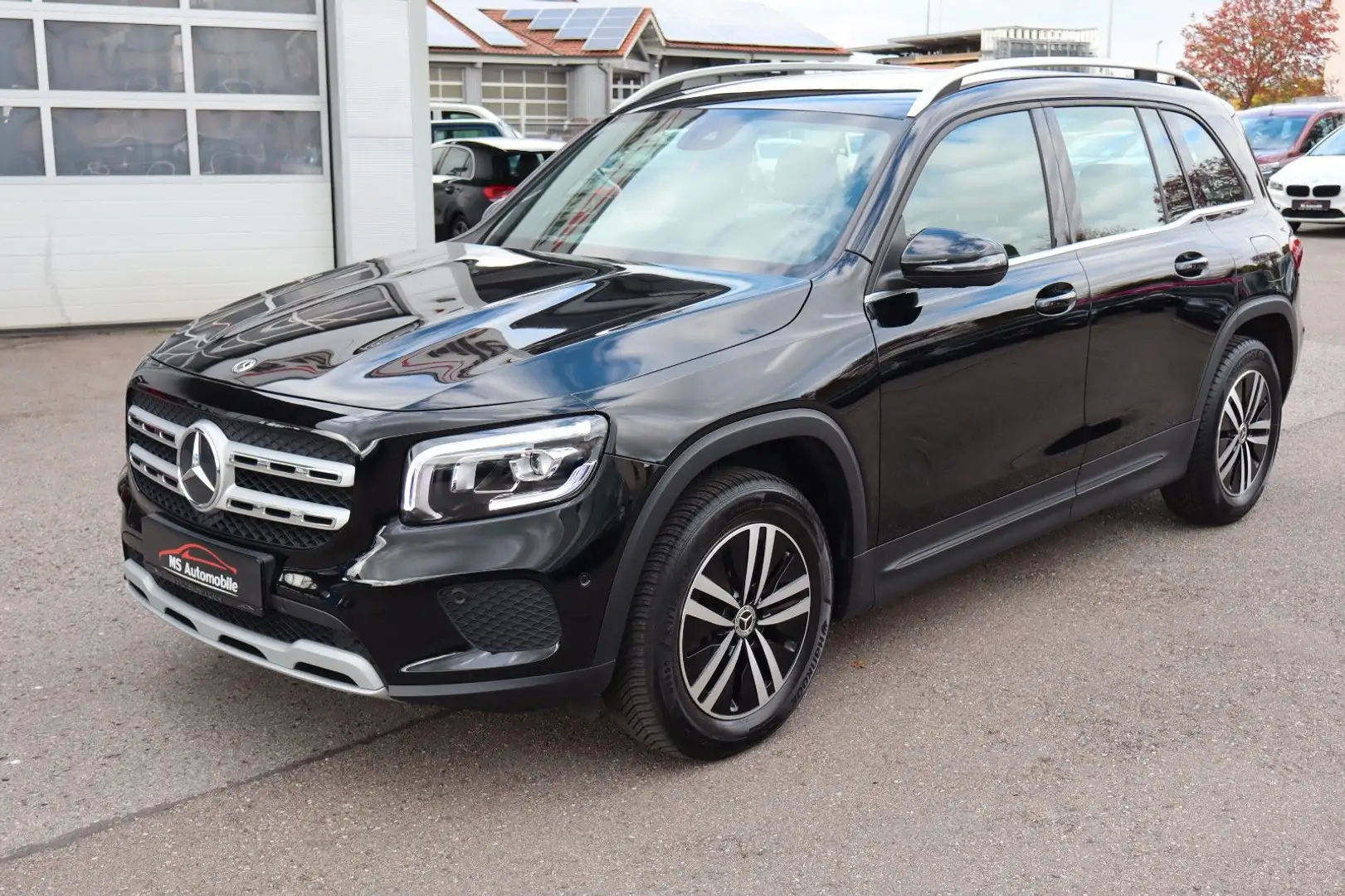 Mercedes-Benz GLB 180 d 8G-DCT Kamera_Distronic_LED_Leder_Spur Schwarz - 1