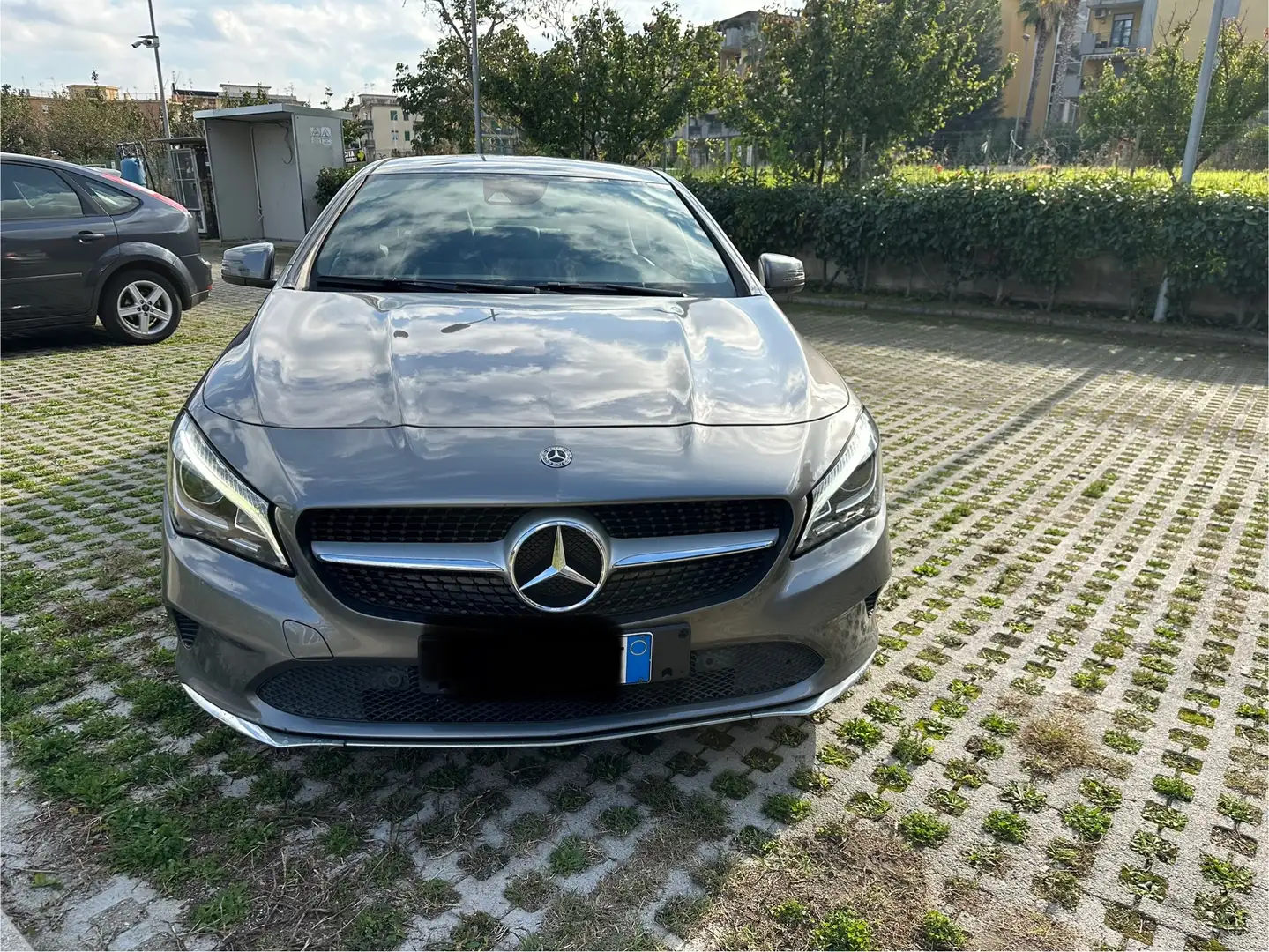 Mercedes-Benz CLA 180 CLA 180 Sport Grigio - 1