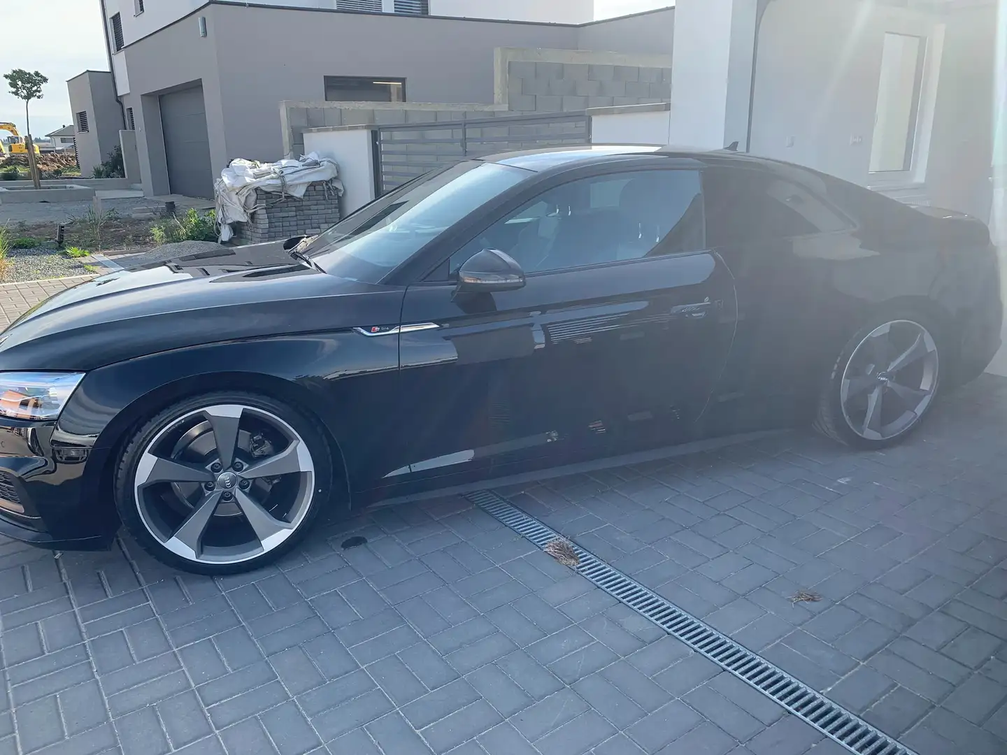 Audi A5 A5 Coupé 2,0 TFSI sport sport Schwarz - 2